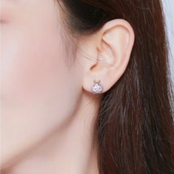 New in box 925 Sterling and Pink Seven Star Ladybug Shaped Stud Earrings Zircon - Picture 5 of 10